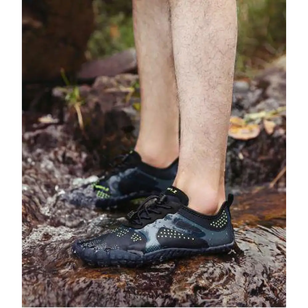 Chaussures De Randonnées Pour Marcher Dans L’eau |